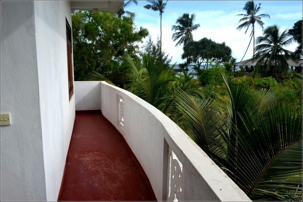 Villasiri And Leon Beach Paradise Тангалла Экстерьер фото